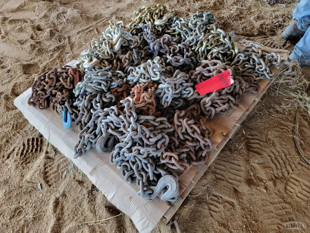 Pallet of chain